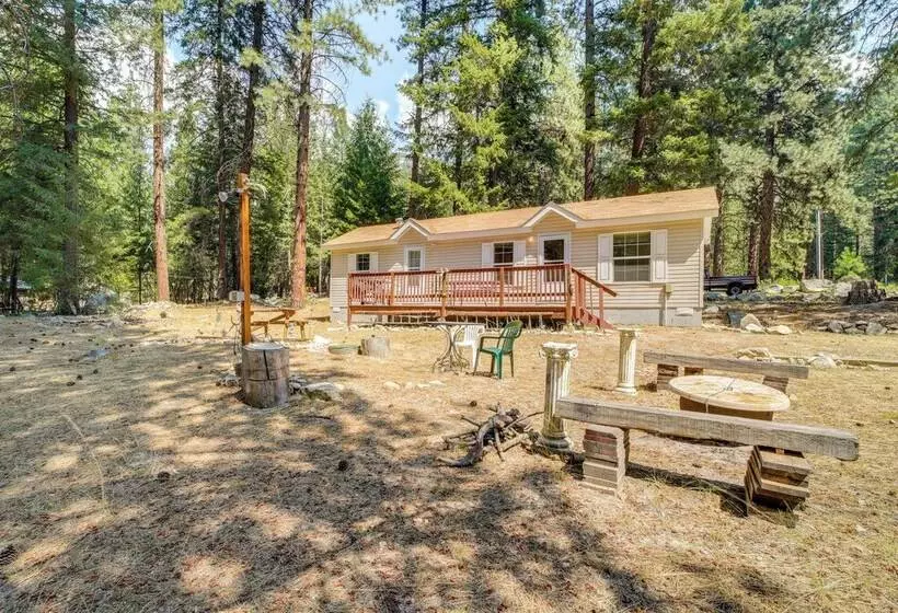 Peaceful Entiat Home: Pets Welcome!