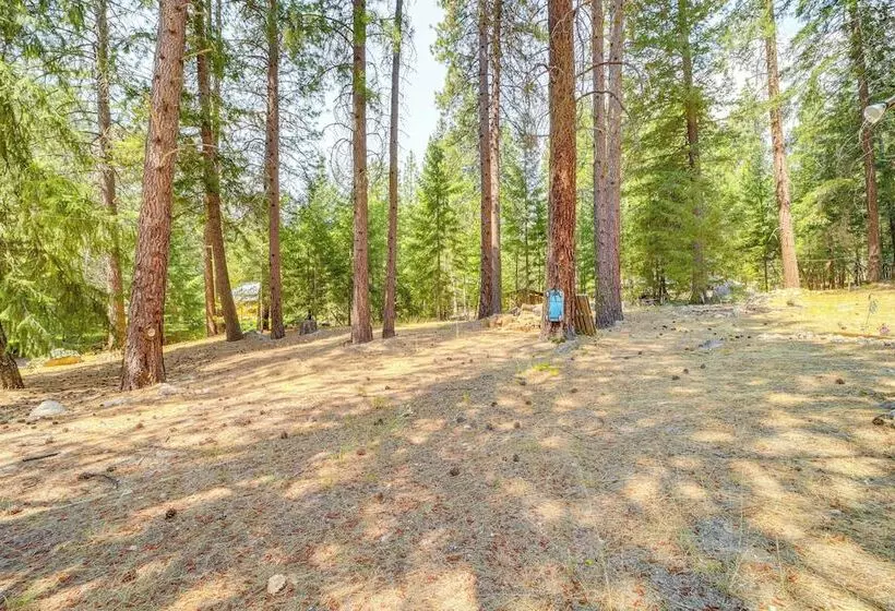 Peaceful Entiat Home: Pets Welcome!