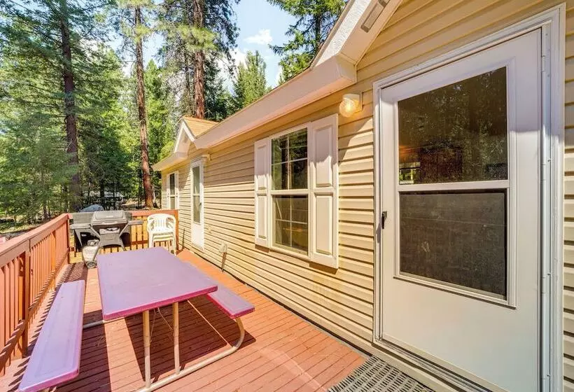 Peaceful Entiat Home: Pets Welcome!