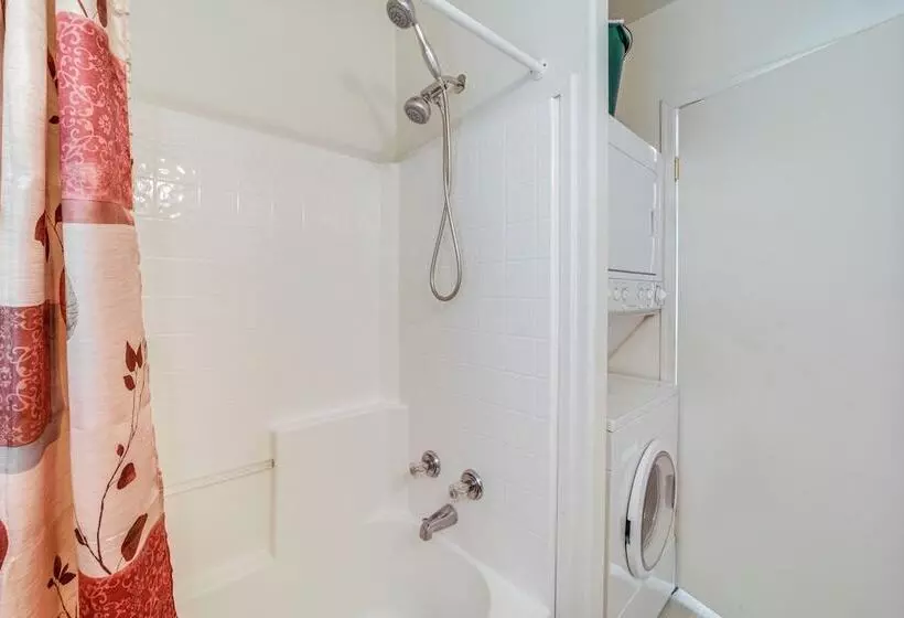 Peaceful Entiat Home: Pets Welcome!