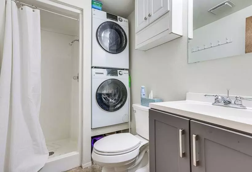 1 Mi To State Park: Peaceful La Pine Cabin W/ Deck