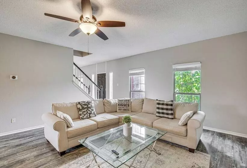 Pet Friendly Allen Home ~ 30 Mi To Dallas!