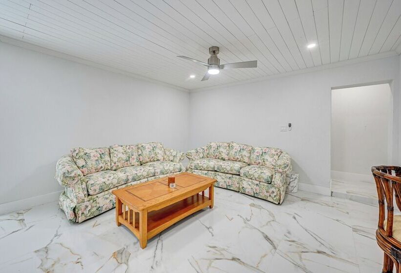 Port Charlotte Home W/ Pool ~ 6 Mi To Punta Gorda