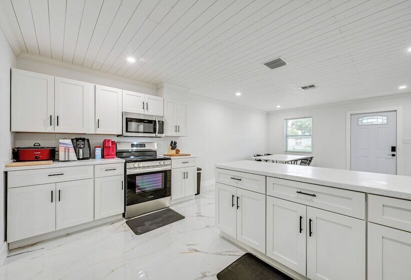 Port Charlotte Home W/ Pool ~ 6 Mi To Punta Gorda