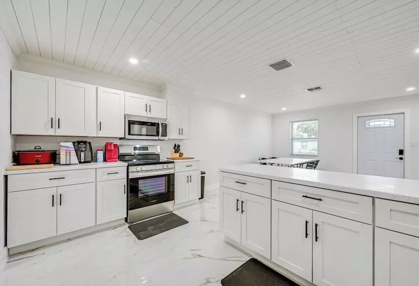 Port Charlotte Home W/ Pool ~ 6 Mi To Punta Gorda
