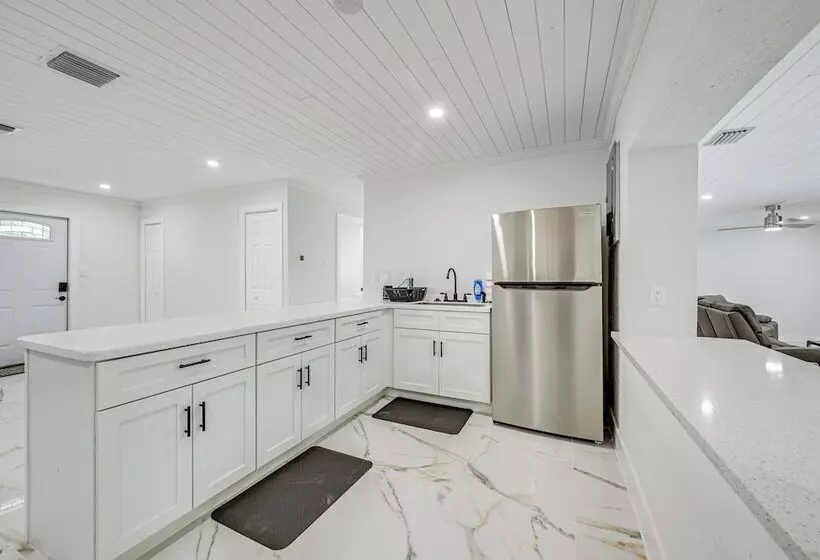 Port Charlotte Home W/ Pool ~ 6 Mi To Punta Gorda