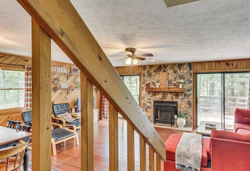 < 1 Mi To Bryce Resort: Quiet Cabin W/ Hot Tub!