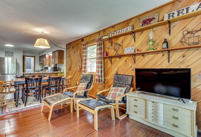 < 1 Mi To Bryce Resort: Quiet Cabin W/ Hot Tub!