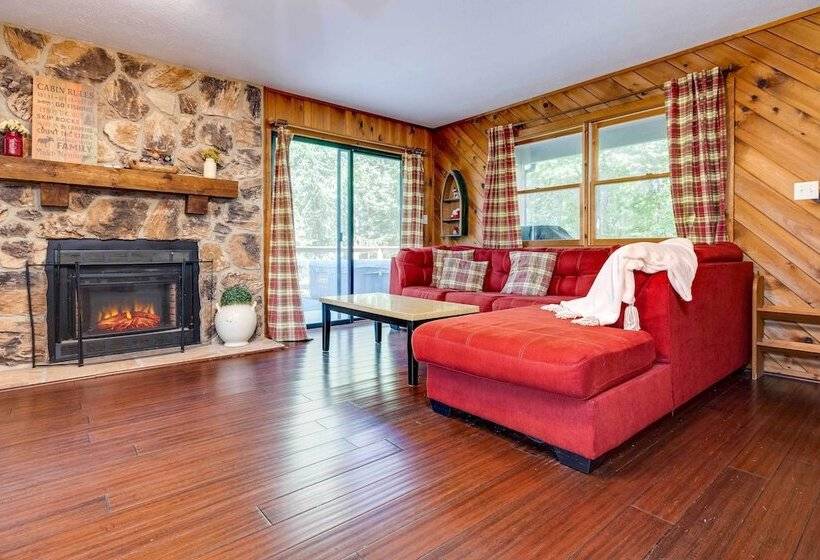 < 1 Mi To Bryce Resort: Quiet Cabin W/ Hot Tub!