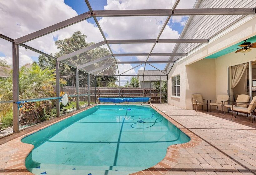 Riverview Home W/ Screened Pool ~ 1 Mi To Marina!