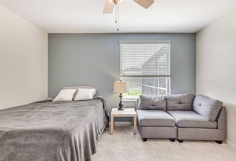 Riverview Home W/ Screened Pool ~ 1 Mi To Marina!