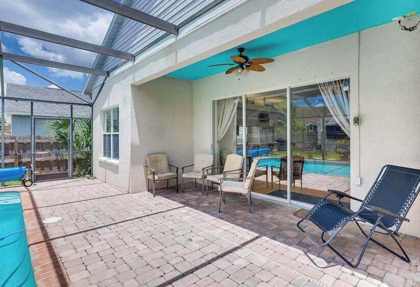 Riverview Home W/ Screened Pool ~ 1 Mi To Marina!