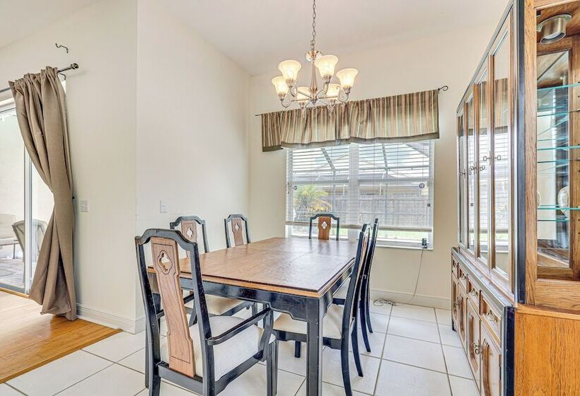 Riverview Home W/ Screened Pool ~ 1 Mi To Marina!