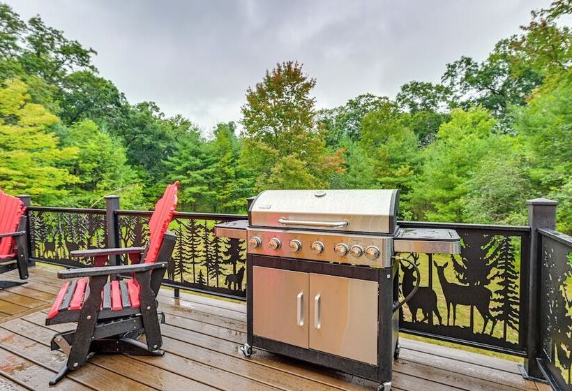 Adams Cabin W/ Game Room & Fire Pit