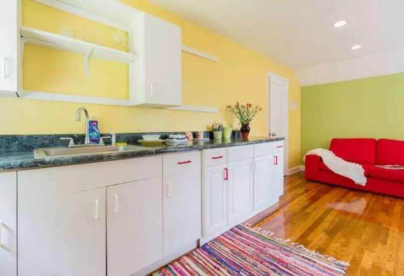 Aamiaismajoitus (B&B) Cozy Homeva Kensico Wp