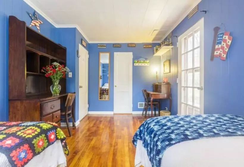 Aamiaismajoitus (B&B) Cozy Homeva Kensico Wp