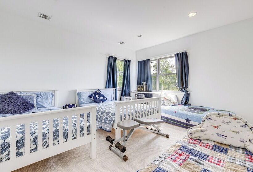 Boho Beach Hideaway W/ Pool, Fire Pit & Grill!