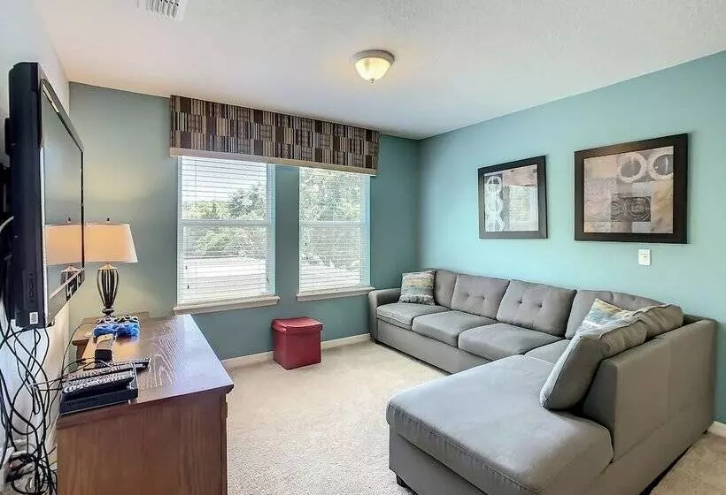 Calabria Villa Near Disney   Pool   Game Room