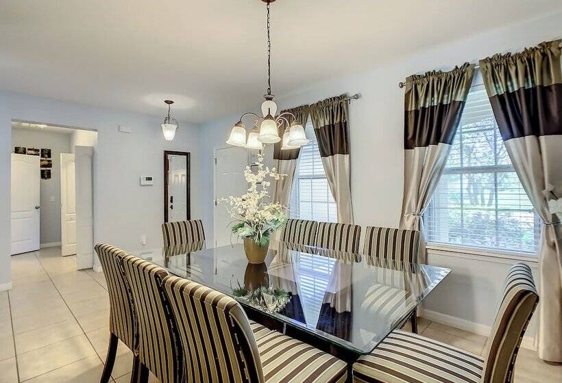 Calabria Villa Near Disney   Pool   Game Room