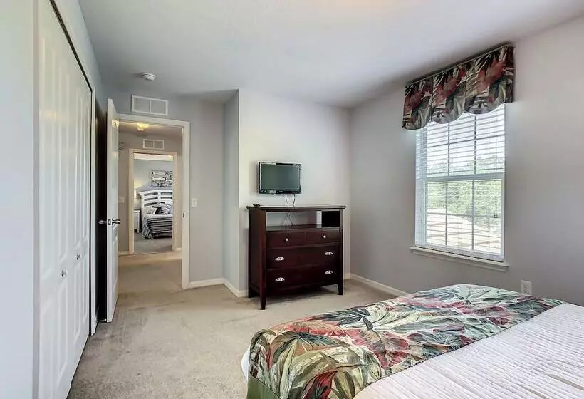 Calabria Villa Near Disney   Pool   Game Room