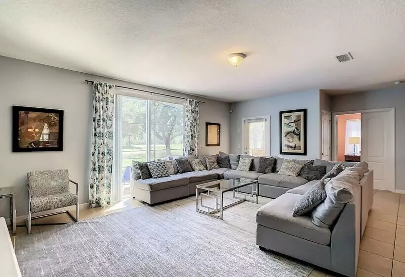 Calabria Villa Near Disney   Pool   Game Room