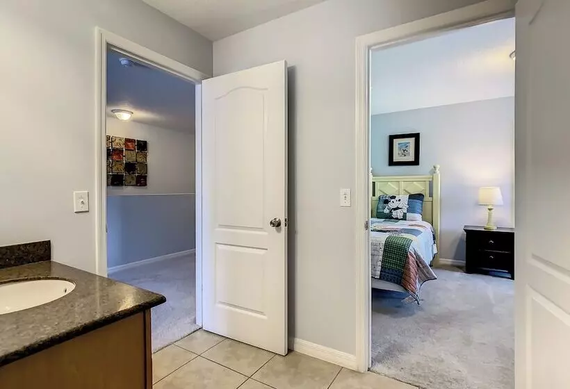 Calabria Villa Near Disney   Pool   Game Room