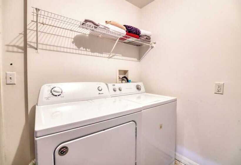 Camile S Sandy Ridge Vacation Home