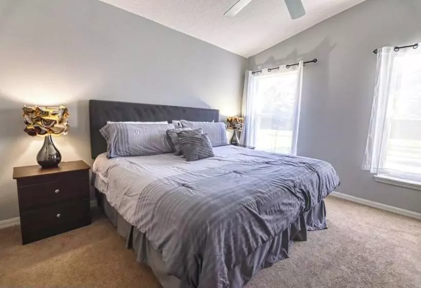 Camile S Sandy Ridge Vacation Home