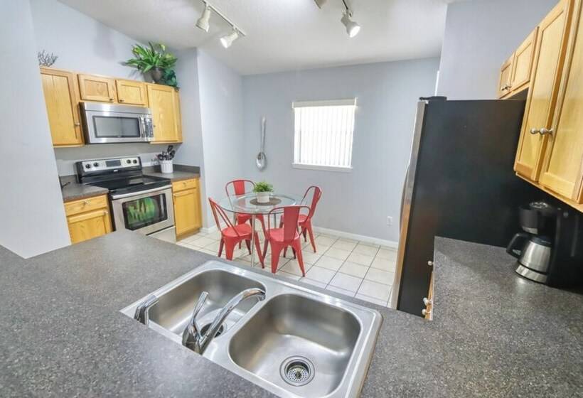 Camile S Sandy Ridge Vacation Home