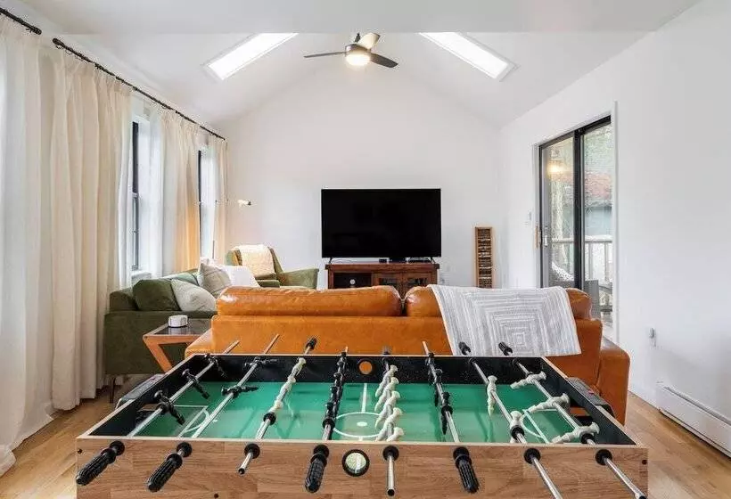 Charcoal Chalet By Avantstay A+ Design W/ Firepit