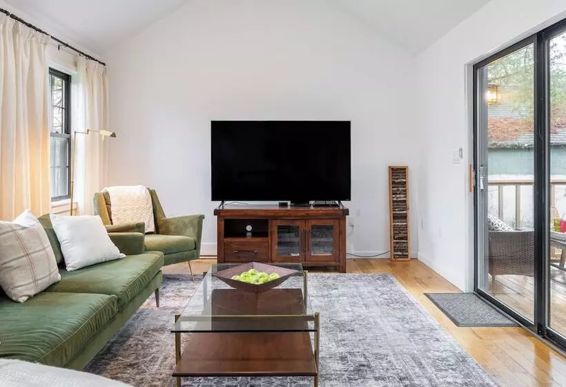 Charcoal Chalet By Avantstay A+ Design W/ Firepit