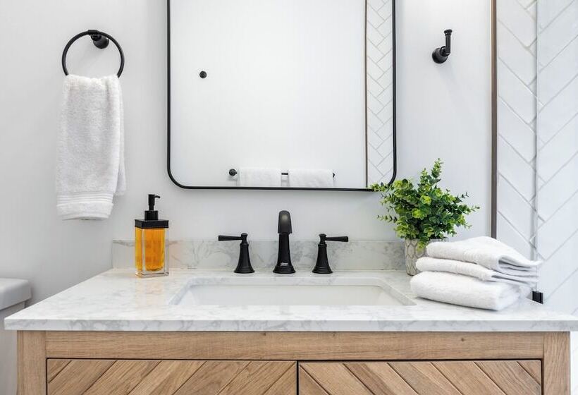 Charcoal Chalet By Avantstay A+ Design W/ Firepit