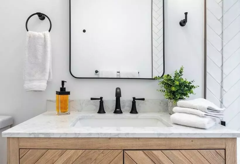 Charcoal Chalet By Avantstay A+ Design W/ Firepit