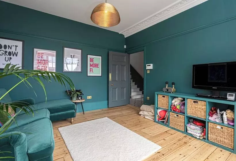 Chic And Colourful Family Home By Underthedoormat