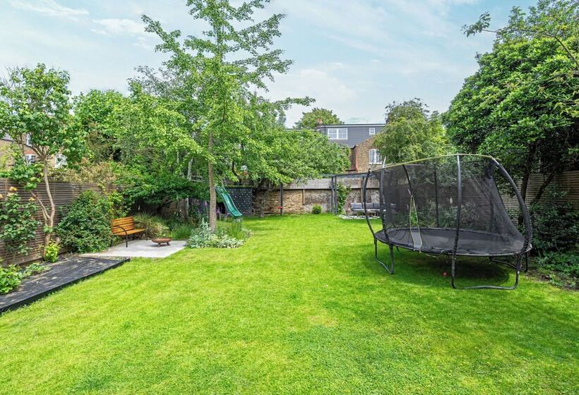 Chic And Colourful Family Home By Underthedoormat