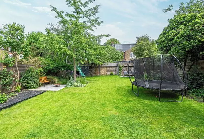 Chic And Colourful Family Home By Underthedoormat