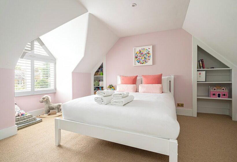 Chic And Colourful Family Home By Underthedoormat