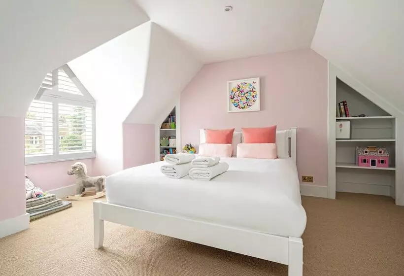 Chic And Colourful Family Home By Underthedoormat