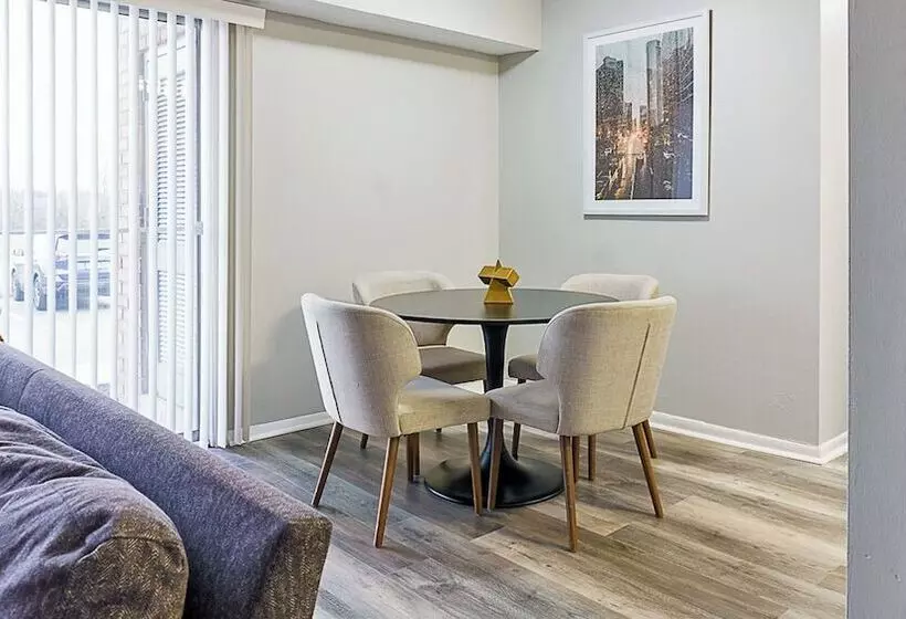 Fountain Parc Apartments By Barsala
