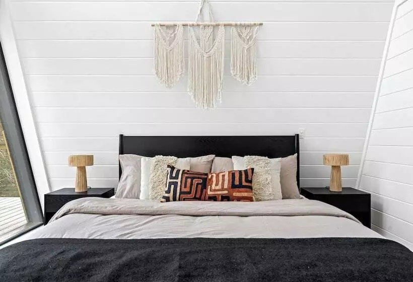 Hotelli Treehouse Fredericksburg Romantic Hottub Ev