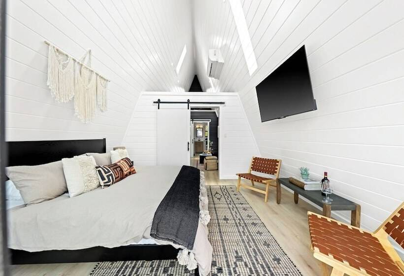 Otel Treehouse Fredericksburg Romantic Hottub Ev