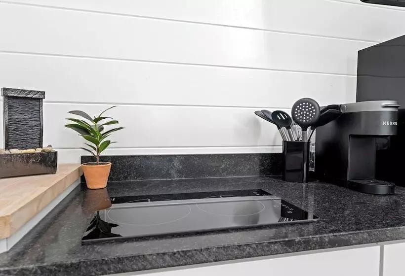 Hotelli Treehouse Fredericksburg Romantic Hottub Ev