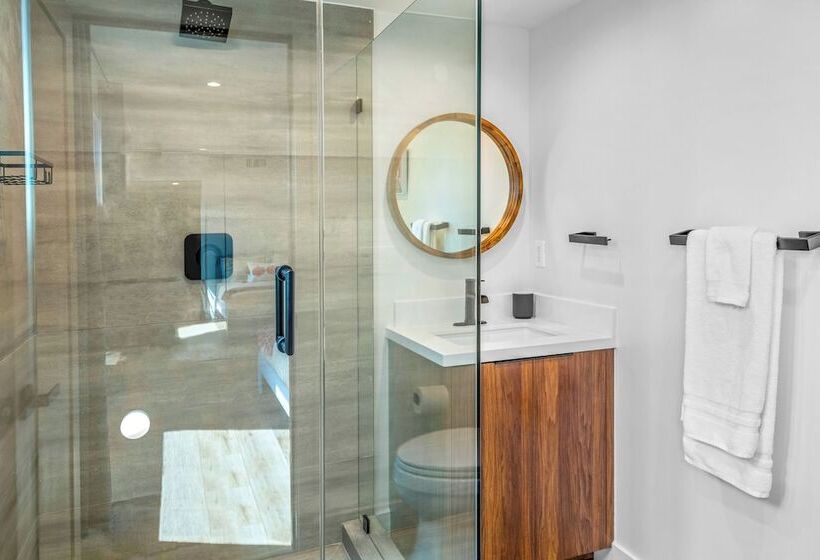 ホテル Luxurious Townhome