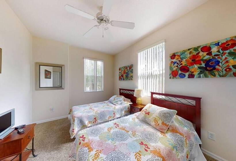 Jagjit S Tuscan Hills Vacation Home