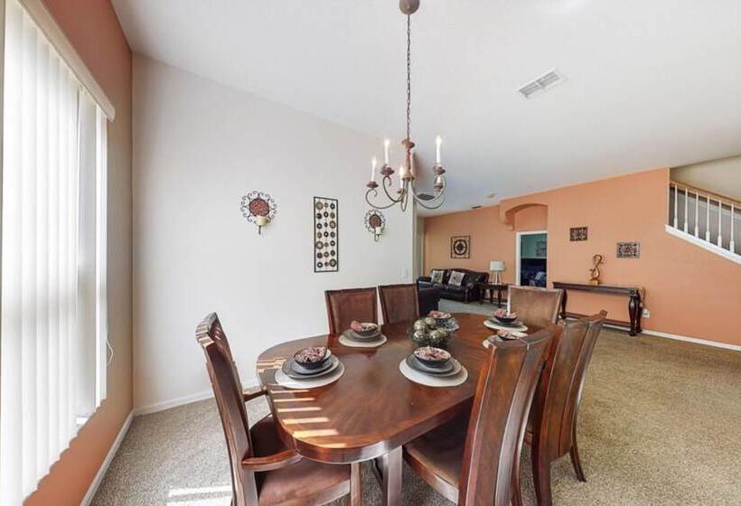 Jagjit S Tuscan Hills Vacation Home