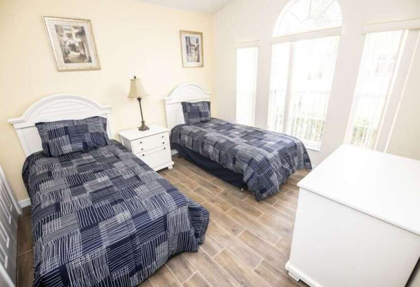 Kevin S Highgate Park Vacation Home