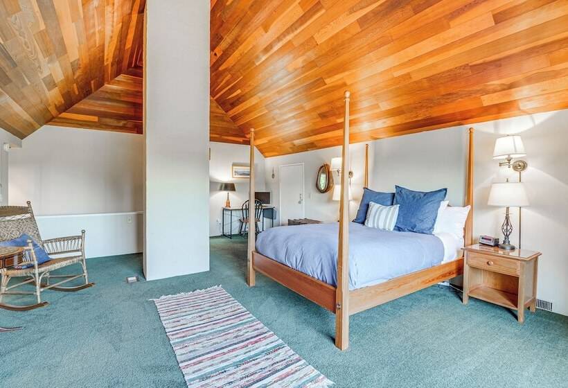 Langley Forest Cabin W/ Grill < 2 Mi To Downtown!