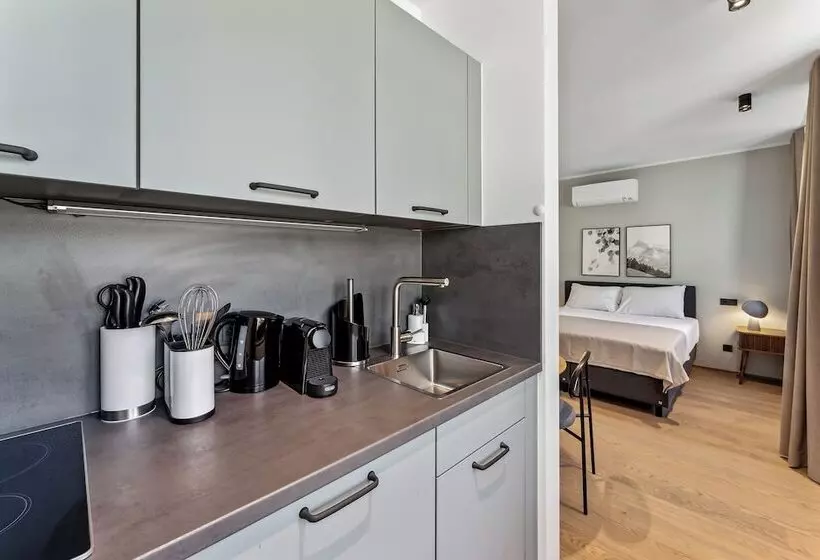 Limehome Santiago De Compostela