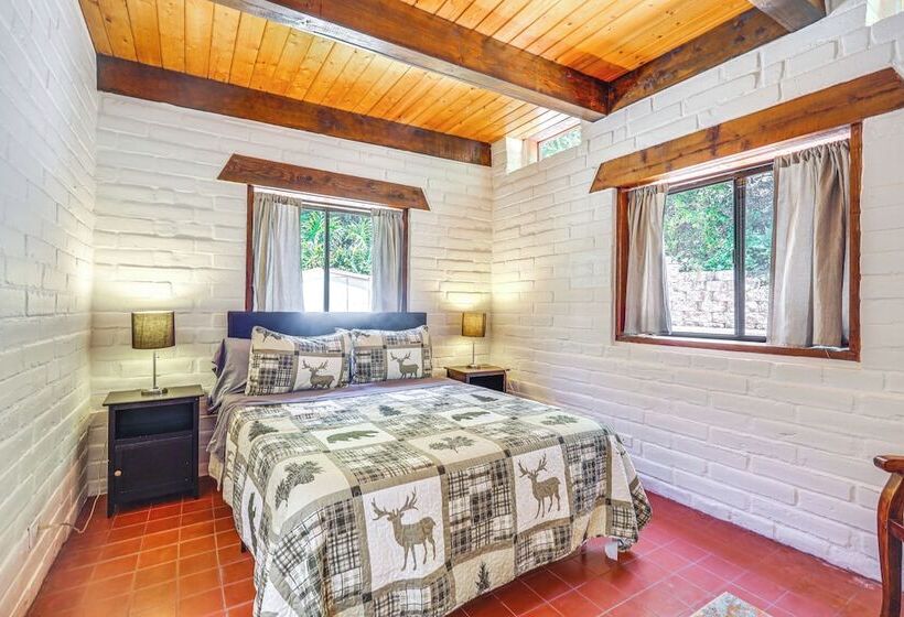 Montecito Adobe Home W/ Ridge & City Skyline View