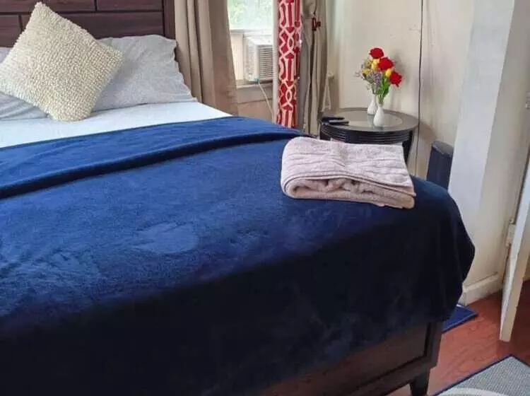 Majatalo Fada Guest House Newark Nj Airport Ewr
